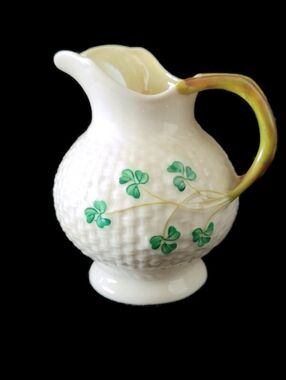 Belleek creamer Hand painted Shamrocks, Vintage